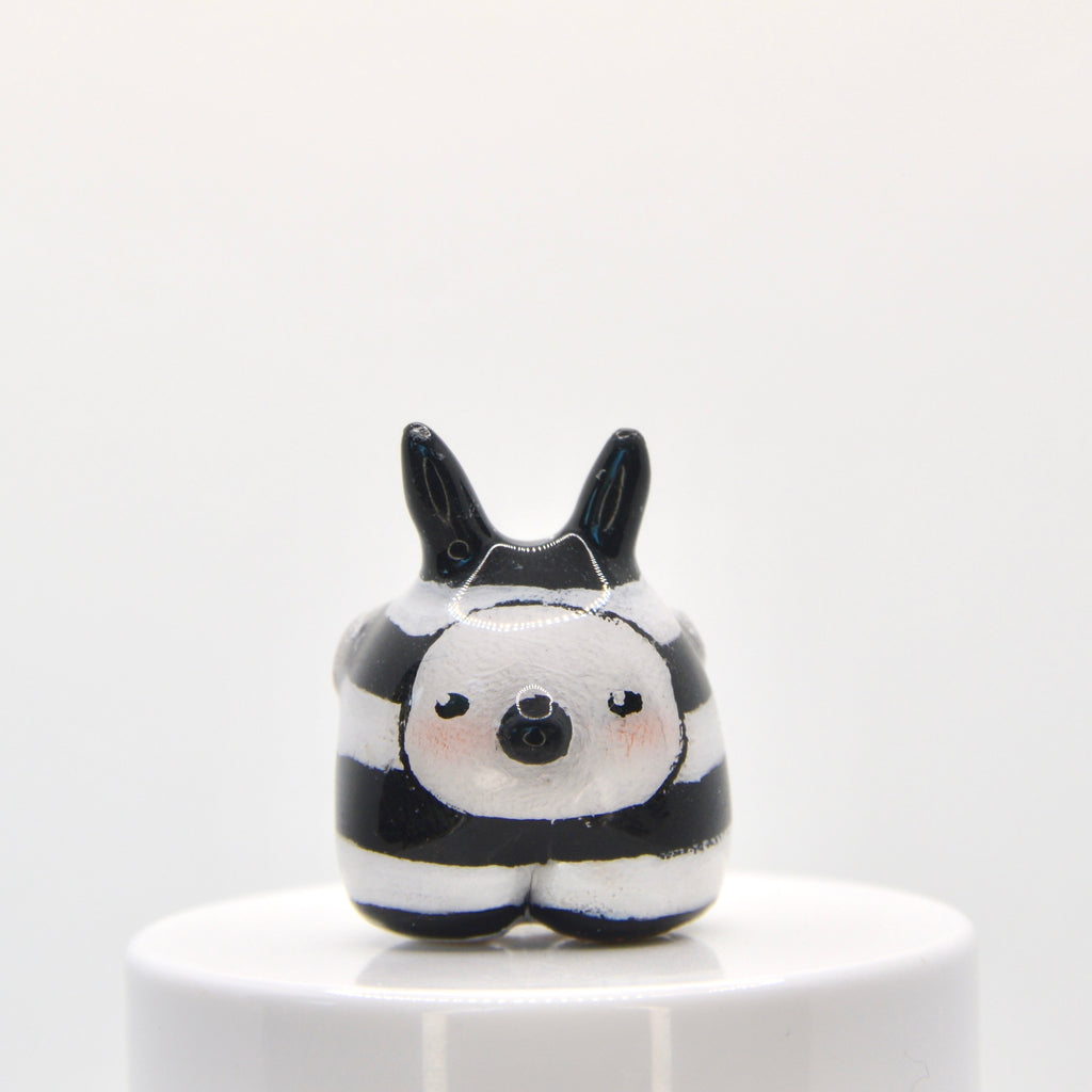 Prison Bumble-Bee Pneeble